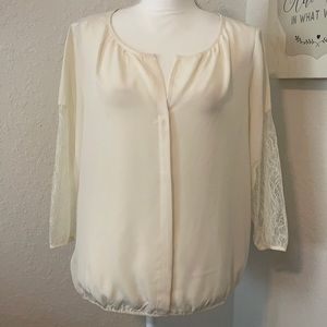 Ann Taylor lace sleeves blouse